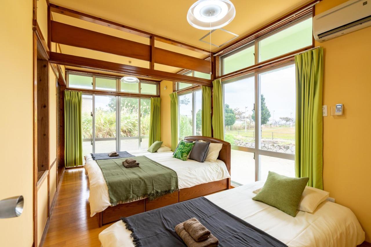 Deluxe Room 130平米 Urumahotel Ngoại thất bức ảnh
