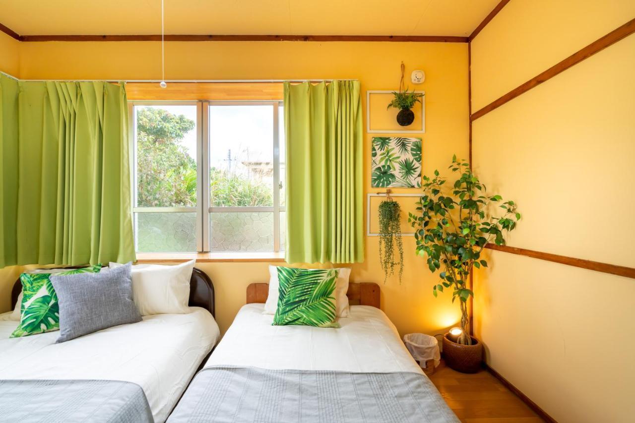 Deluxe Room 130平米 Urumahotel Ngoại thất bức ảnh