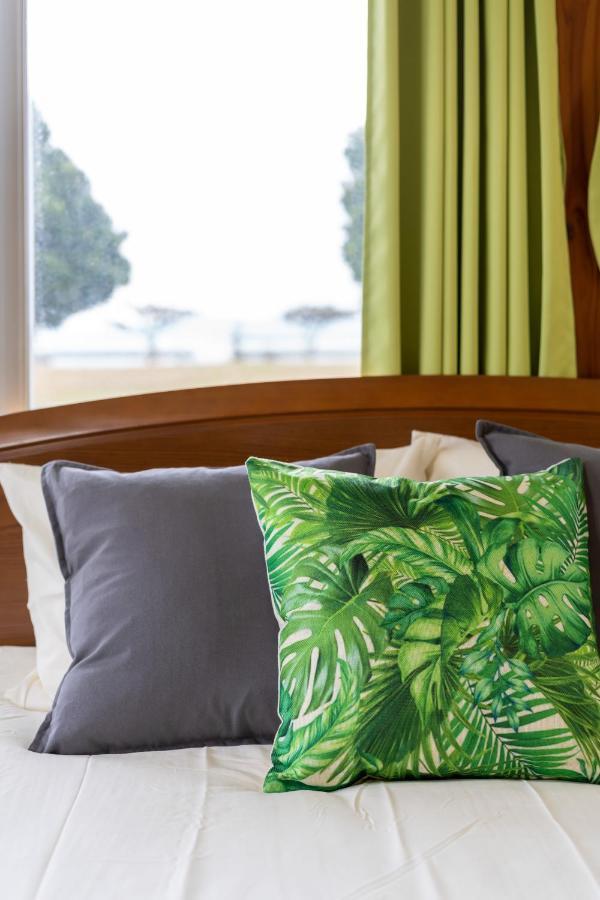 Deluxe Room 130平米 Urumahotel Ngoại thất bức ảnh