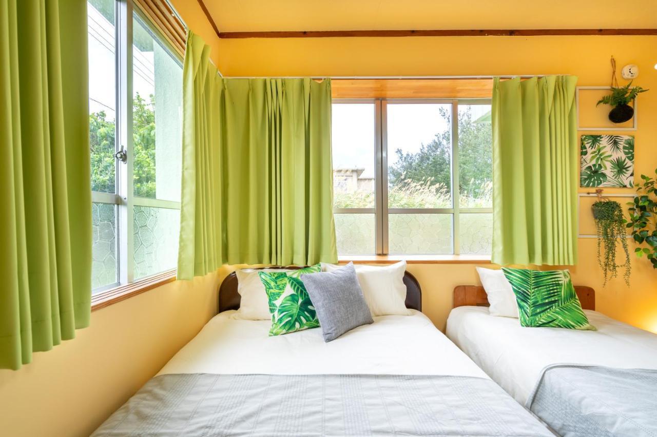 Deluxe Room 130平米 Urumahotel Ngoại thất bức ảnh