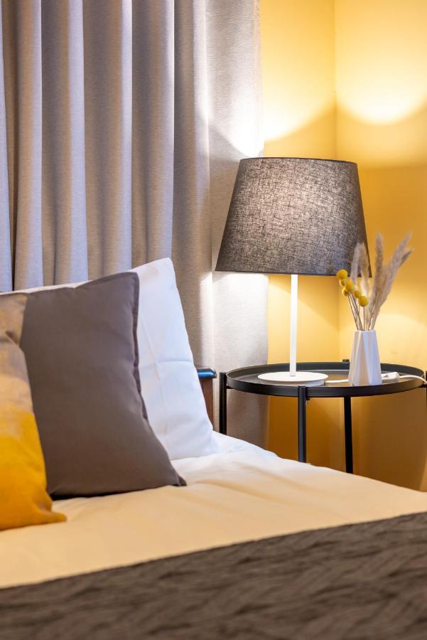 Deluxe Room 130平米 Urumahotel Ngoại thất bức ảnh
