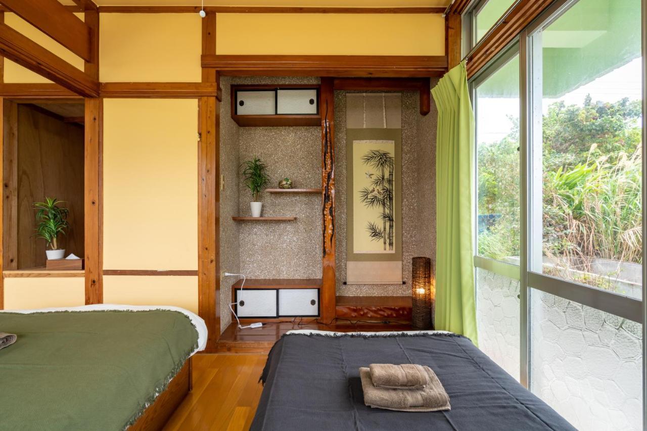 Deluxe Room 130平米 Urumahotel Ngoại thất bức ảnh