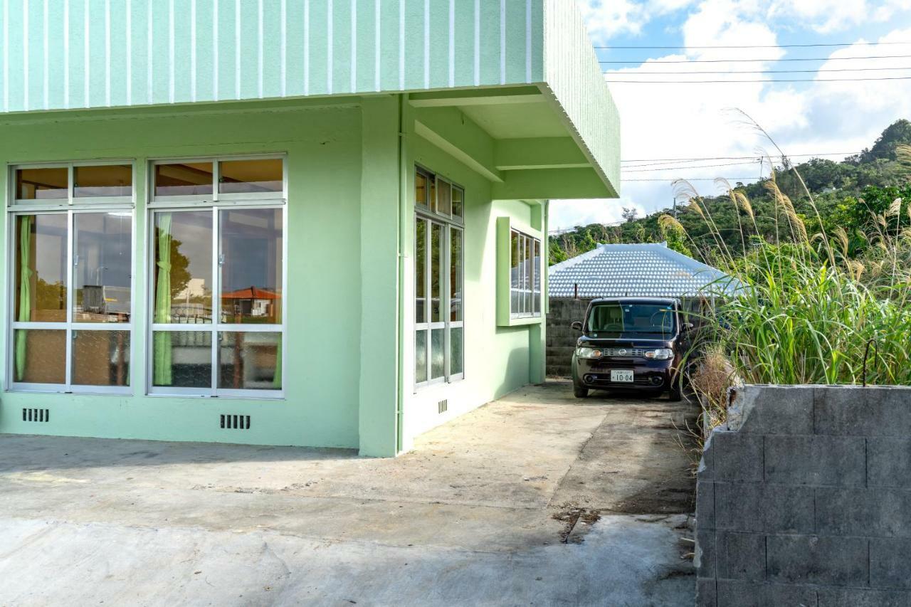 Deluxe Room 130平米 Urumahotel Ngoại thất bức ảnh